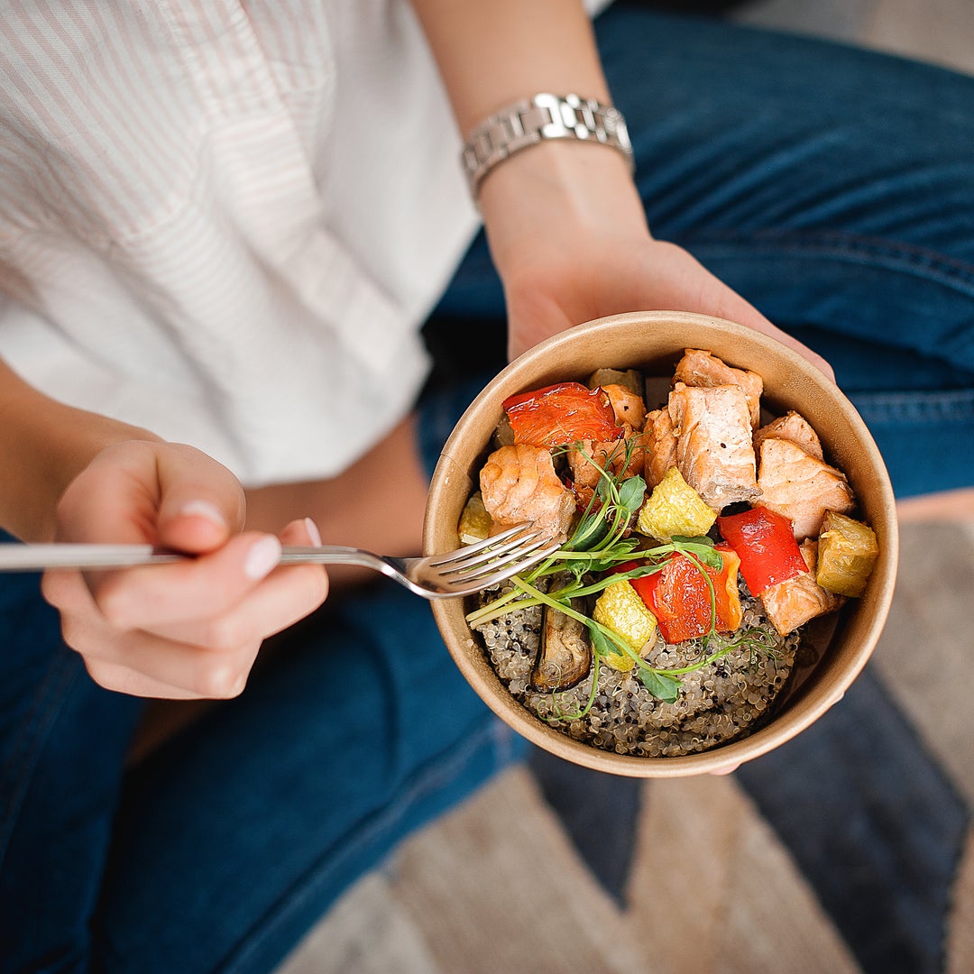 Image of Follow these tips to take steps to eating a more healthful diet—all without breaking the bank. Your stomach and wallet will thank you.